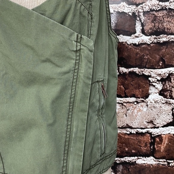 Inked & Faded Moto Vest Army Green Zip Size Small - Picture 7 of 13